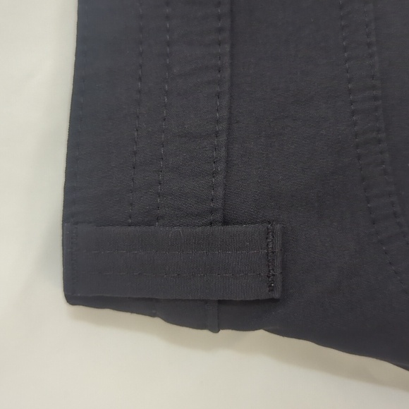 Eddie Bauer Rainier Skort, Color Black Size 4 - Picture 12 of 15